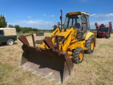 1993 JCB 3CX Sitemaster 4wd back hoe loader with 3 in 1 bucket on 10.5/80-18 front and 18.4-26 rear