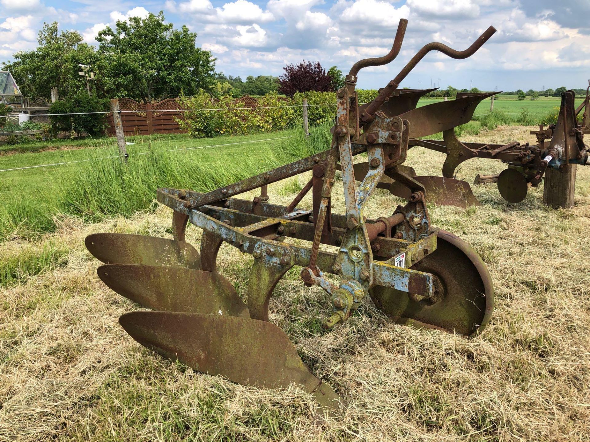 Ransomes 3f conventional trailed plough - Image 3 of 6