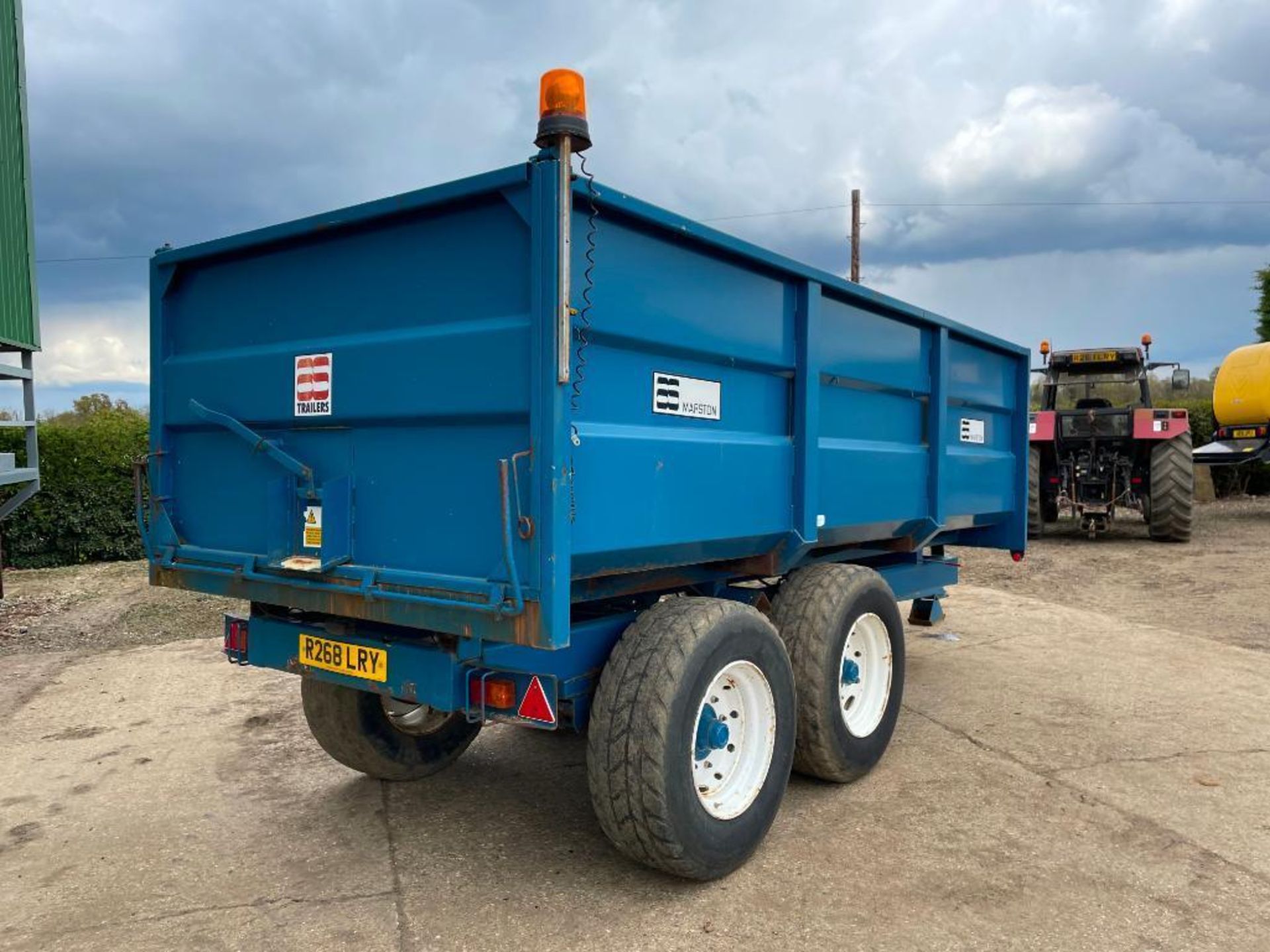 2000 AS Marston 10t twin axle grain trailer, manual tailgate and grain chute on 385/65R22.5 wheels a - Image 11 of 17