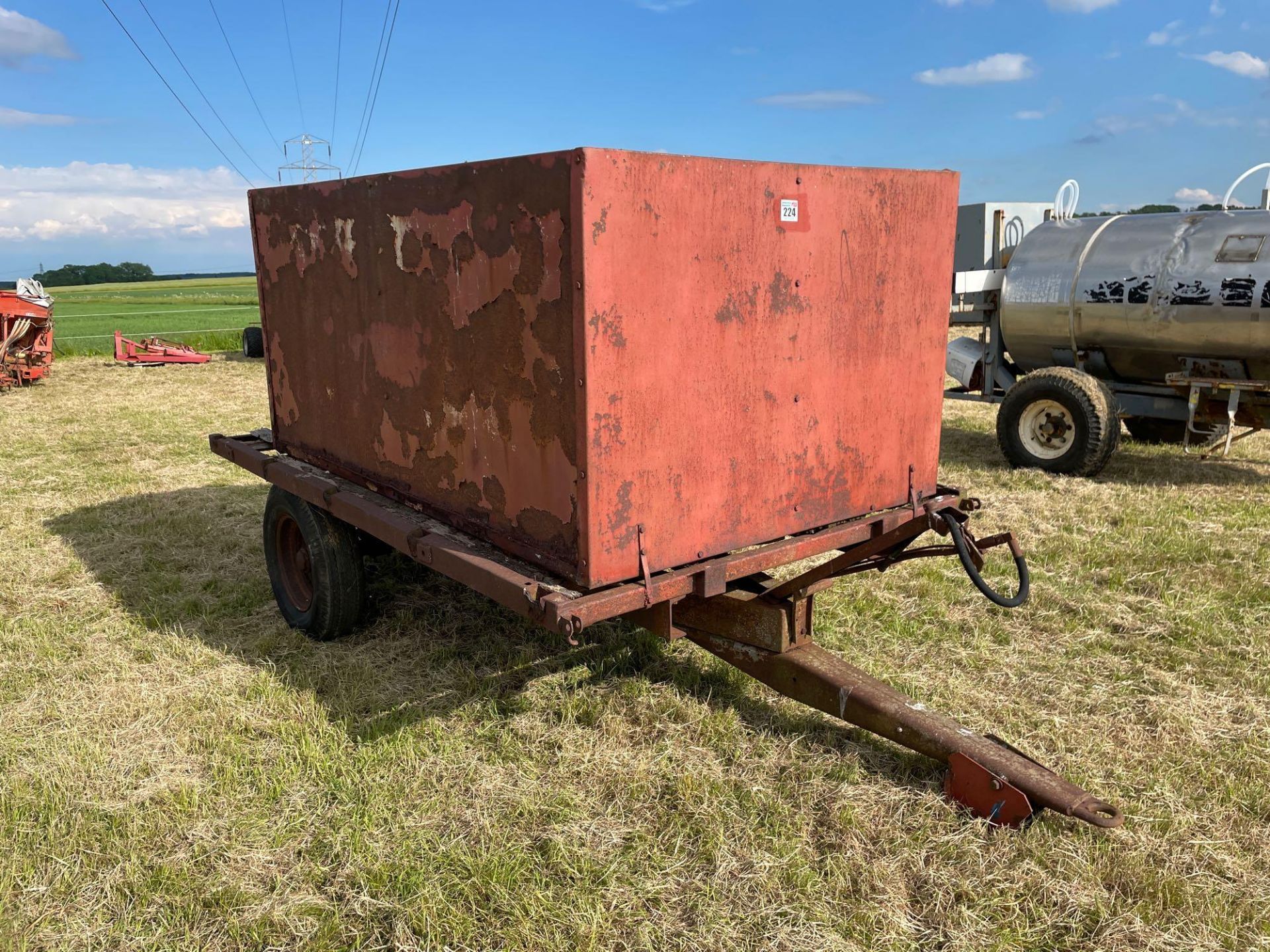 10ft single axle hydraulic tipping trailer, wooden floor with steel tank and grain chute