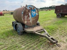 Fuel bowser, twin axle