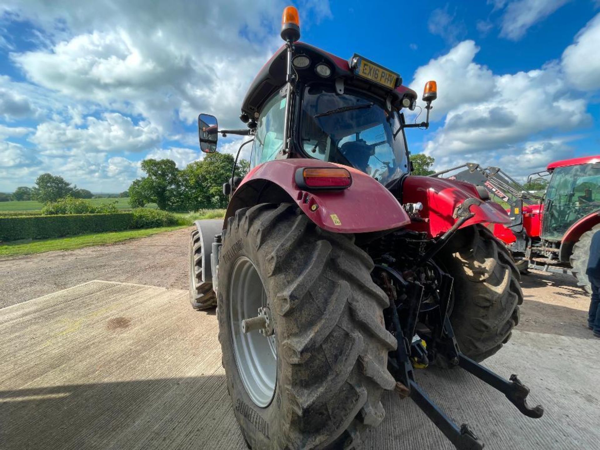 2016 Case Puma 165 50kph Powershift 4wd tractor, cab suspension, 4 electric spools, air brakes with - Image 10 of 11