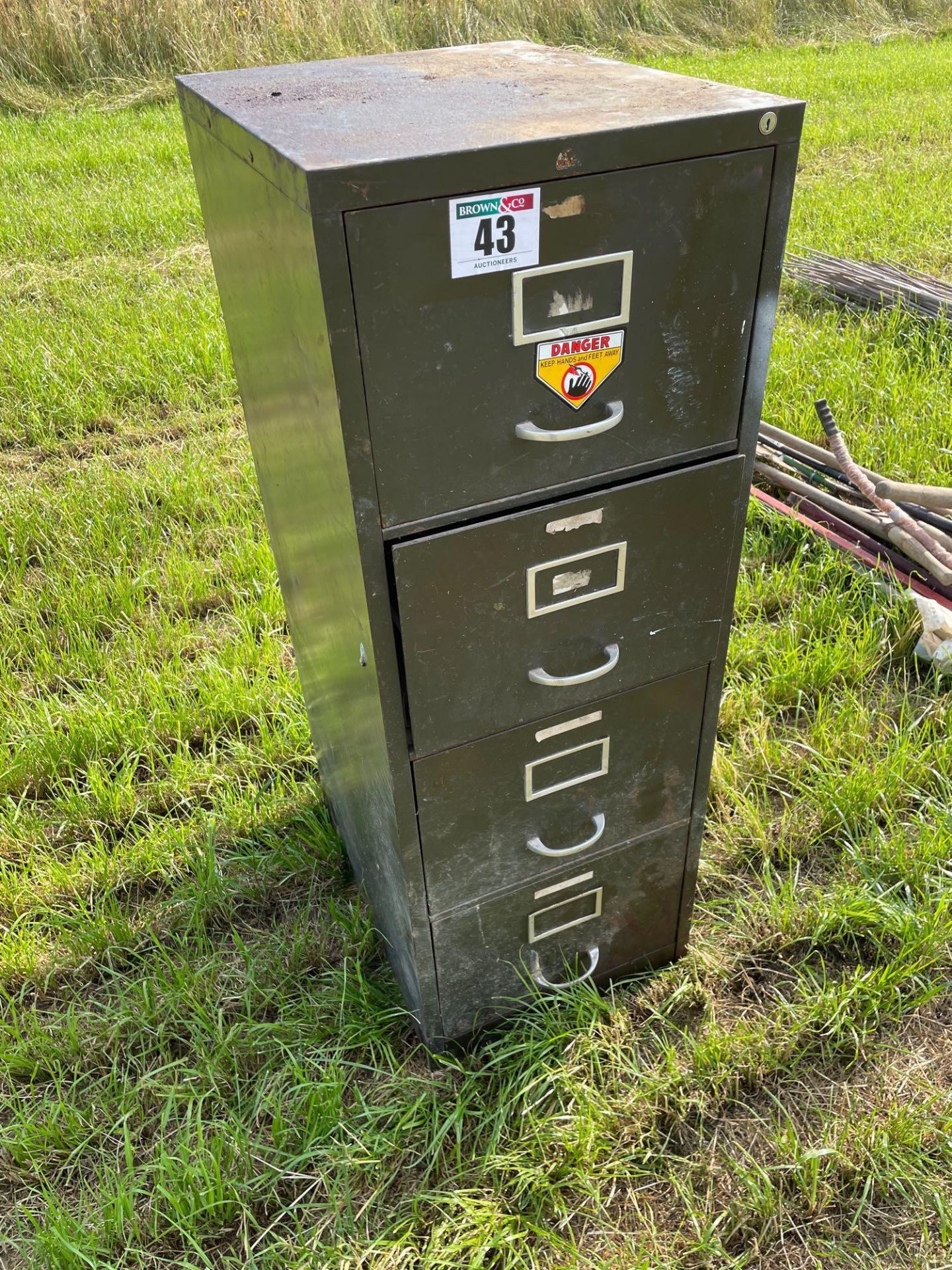 4 draw filing cabinet