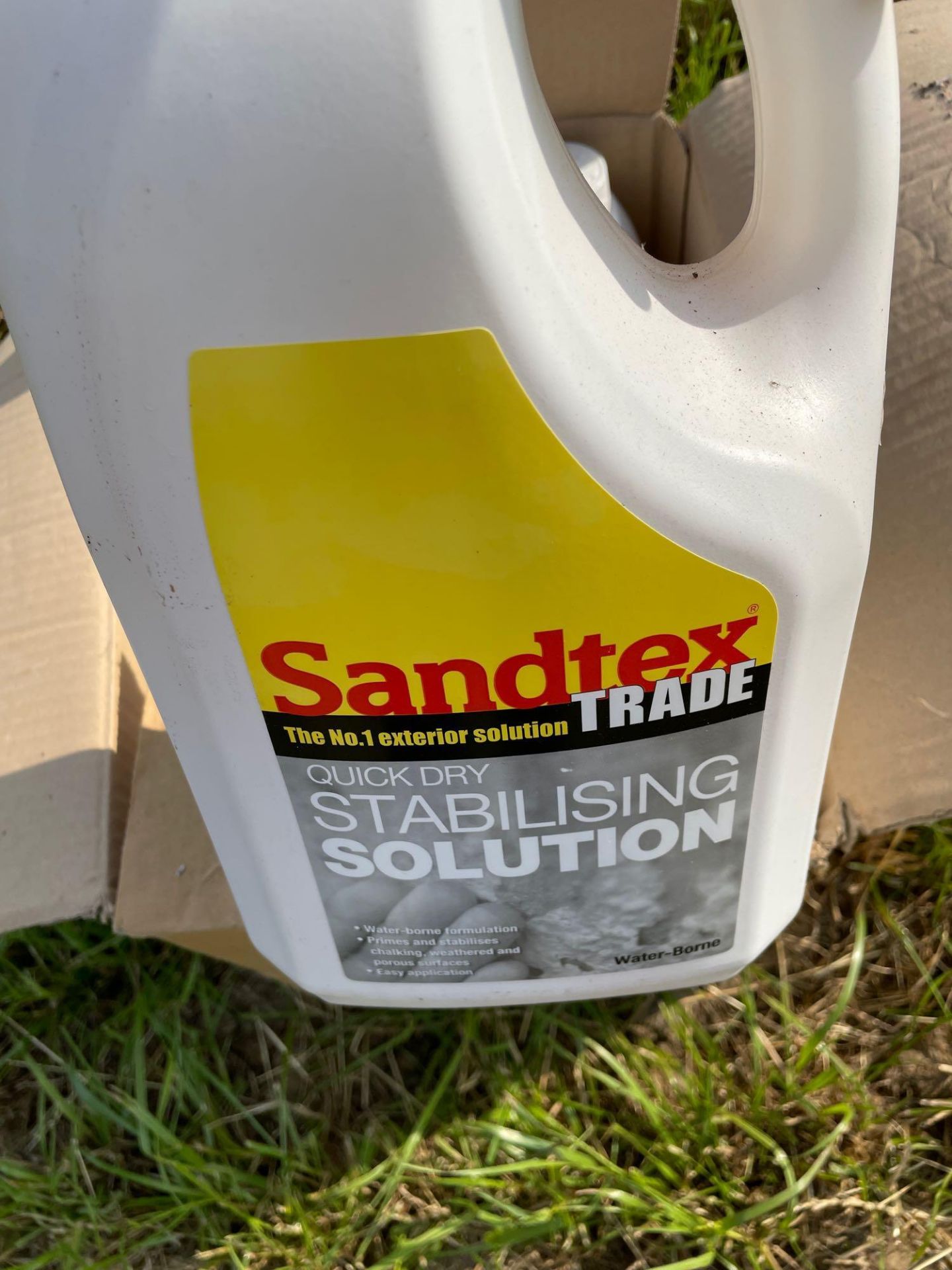 Qty Sandtex quick dry stabilising solution - Image 2 of 2