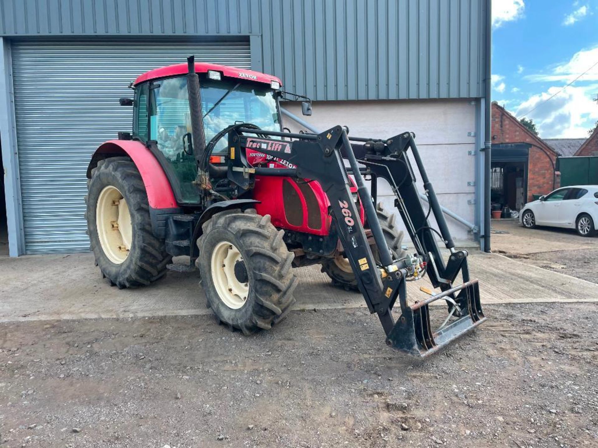 2007 Zetor 10641 4wd tractor with TracLift 260SL front loader, 3 manual spools on 420/70R24 front an - Image 10 of 20