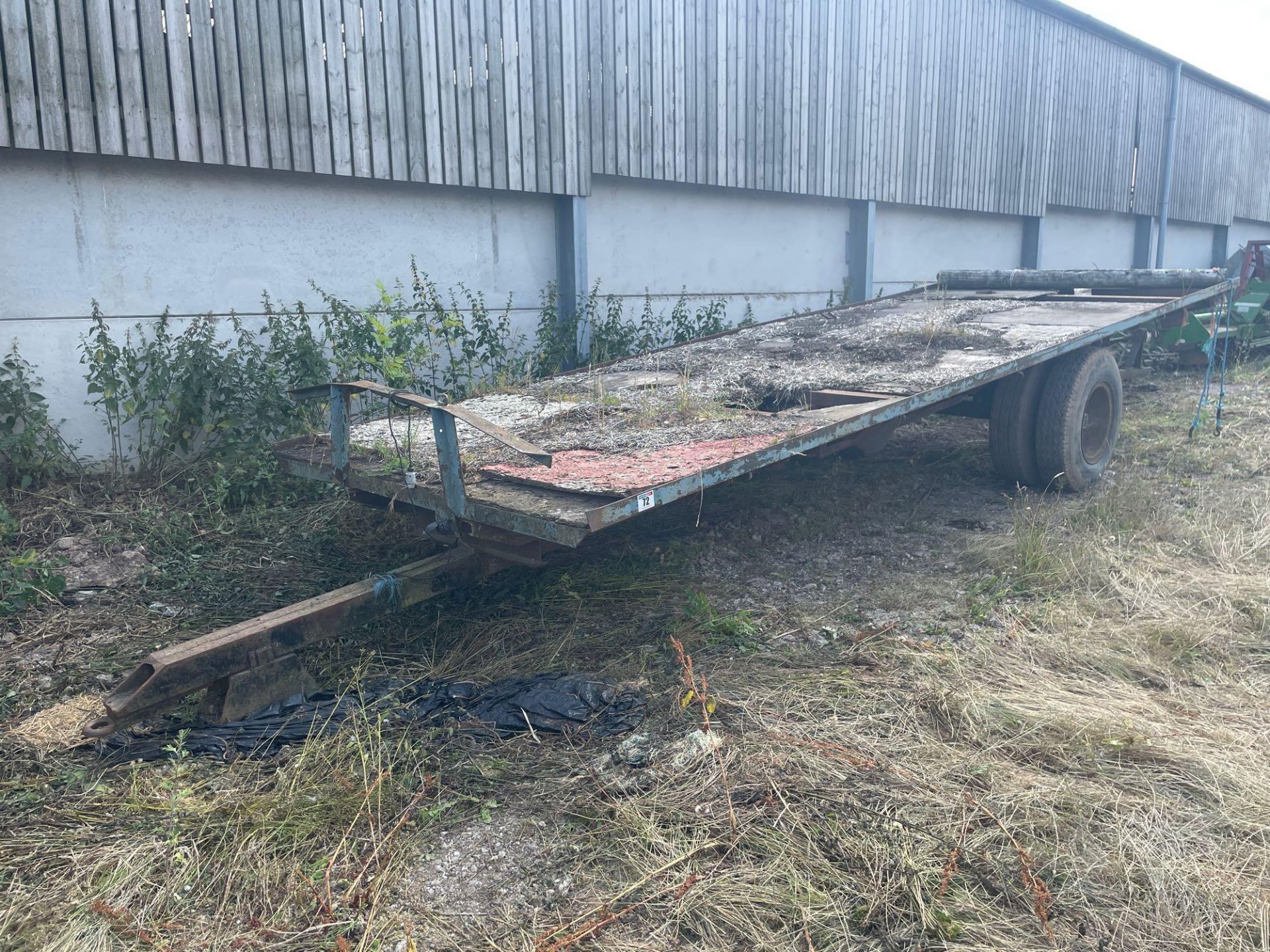 Single axle 18ft bale trailer with wooden floor