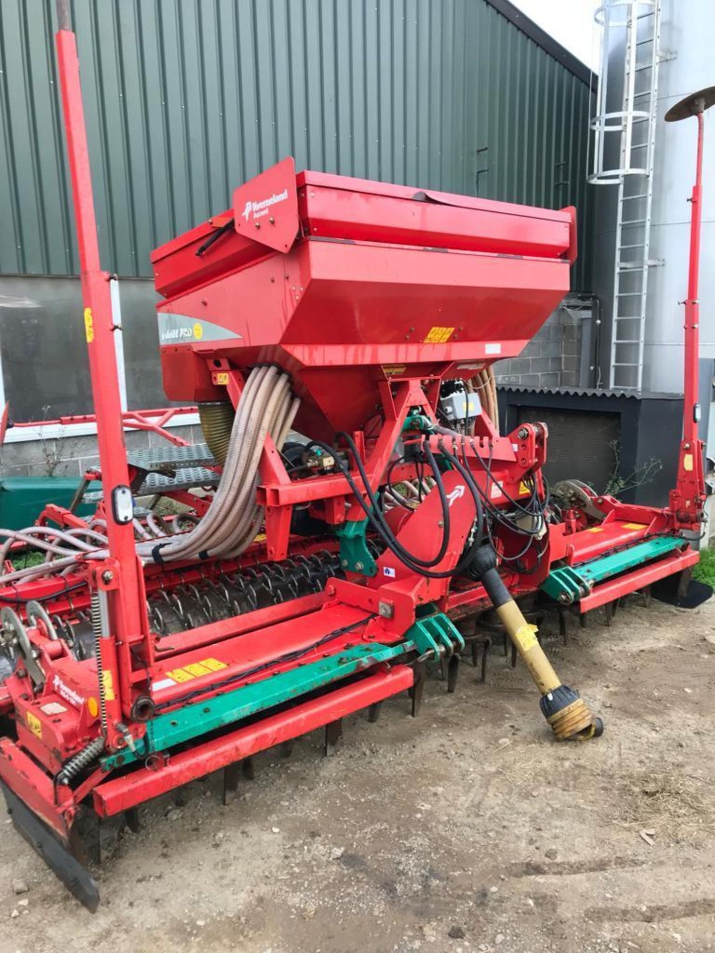 Kverneland 4 metre Combination Drill