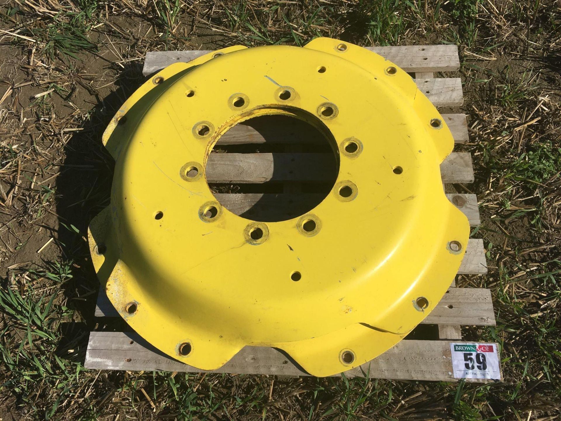 2x John Deere wheel centres and spacers