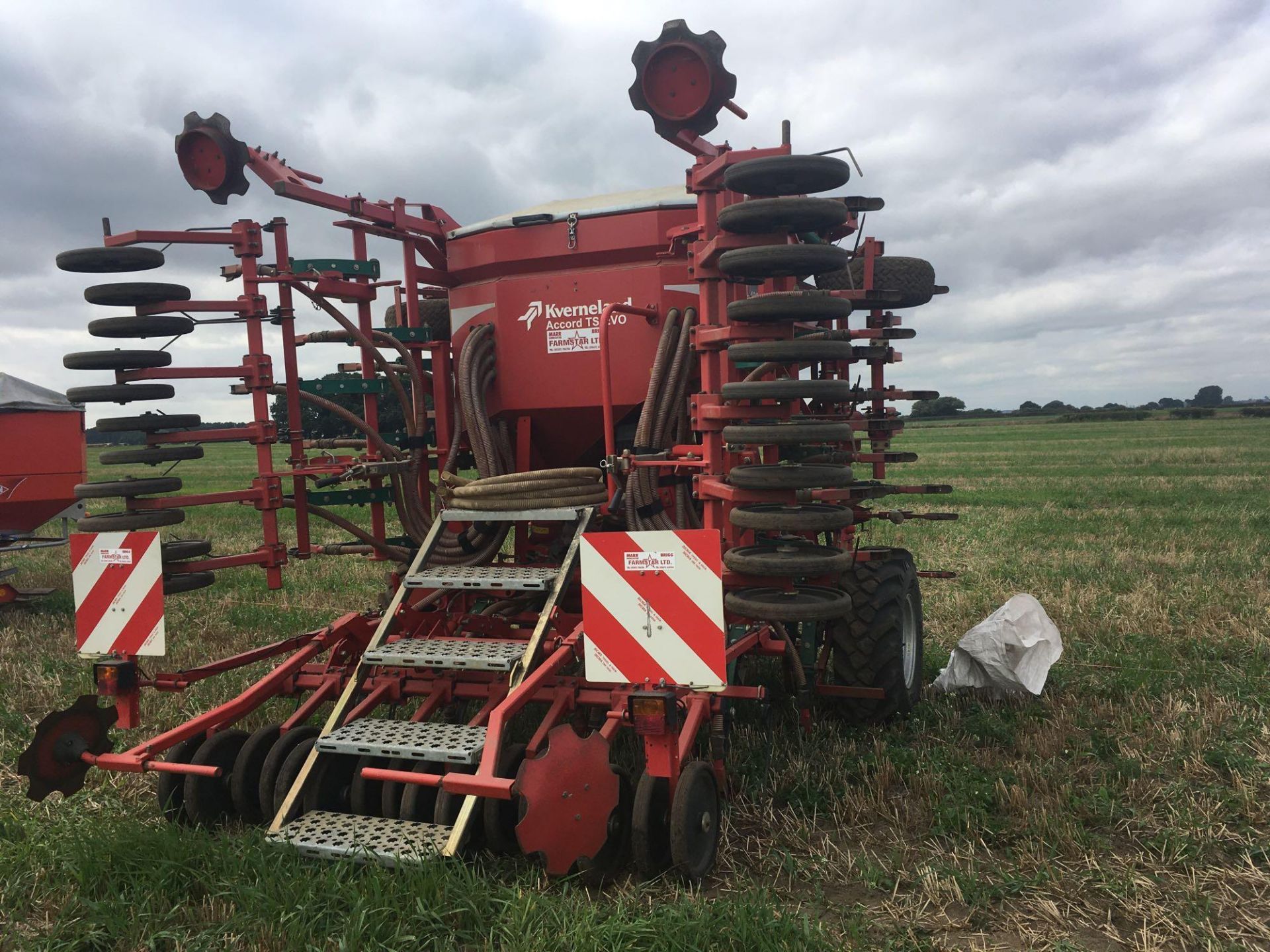 2013 Kverneland Accord TS EVO 4800 4.8m hydraulic folding drill. - Image 19 of 20