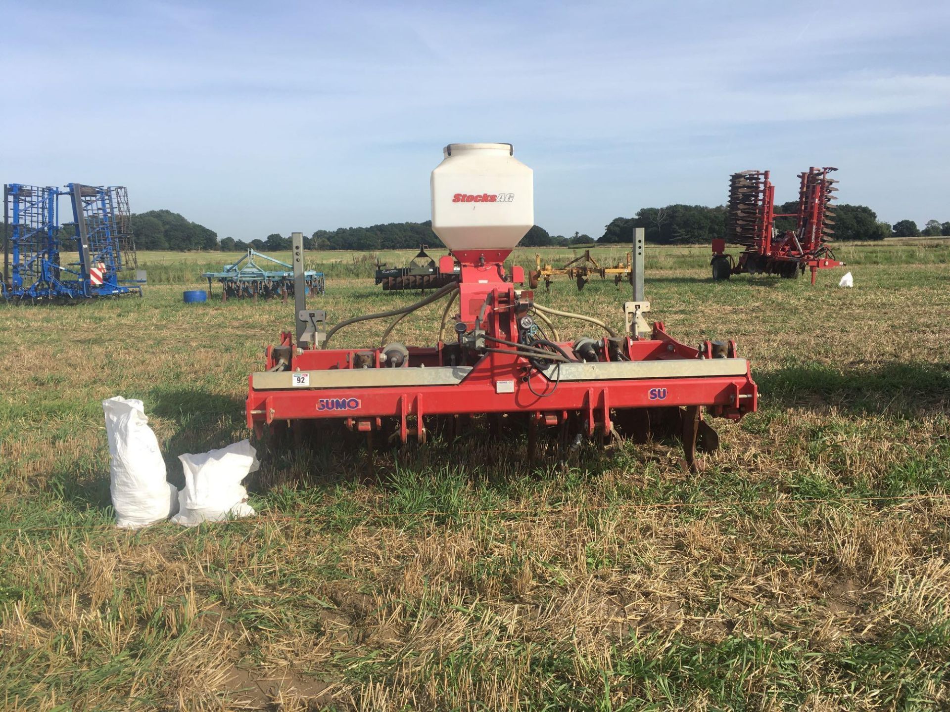 2012 Sumo Trio 3 3m cultivator with 6 legs, 2 rows of discs and multi packer, with auto reset. - Image 14 of 16