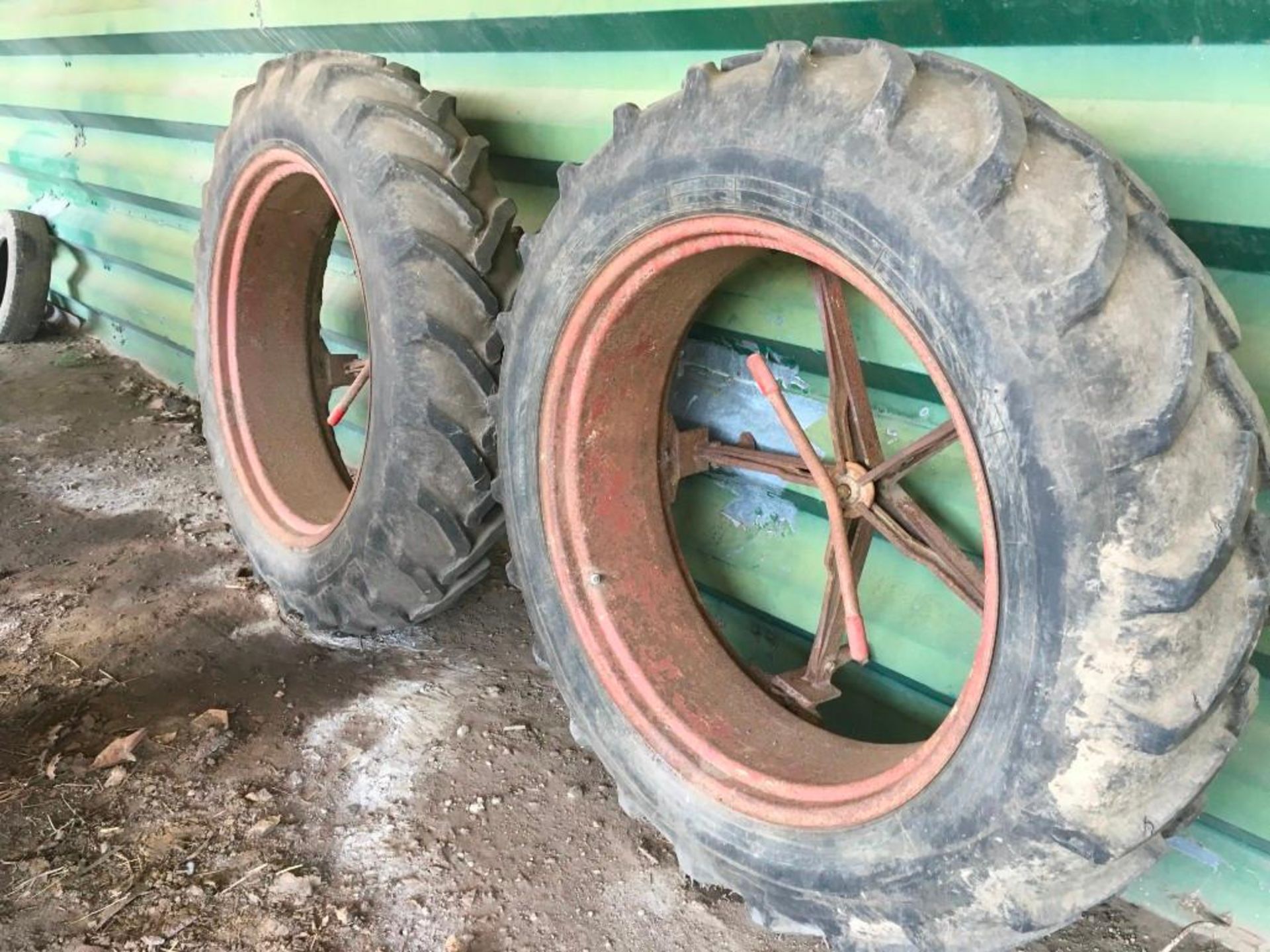 Pair of 5 star dual wheels with 13.6-38/12-38 Alliance tyres NO VAT - Image 4 of 5