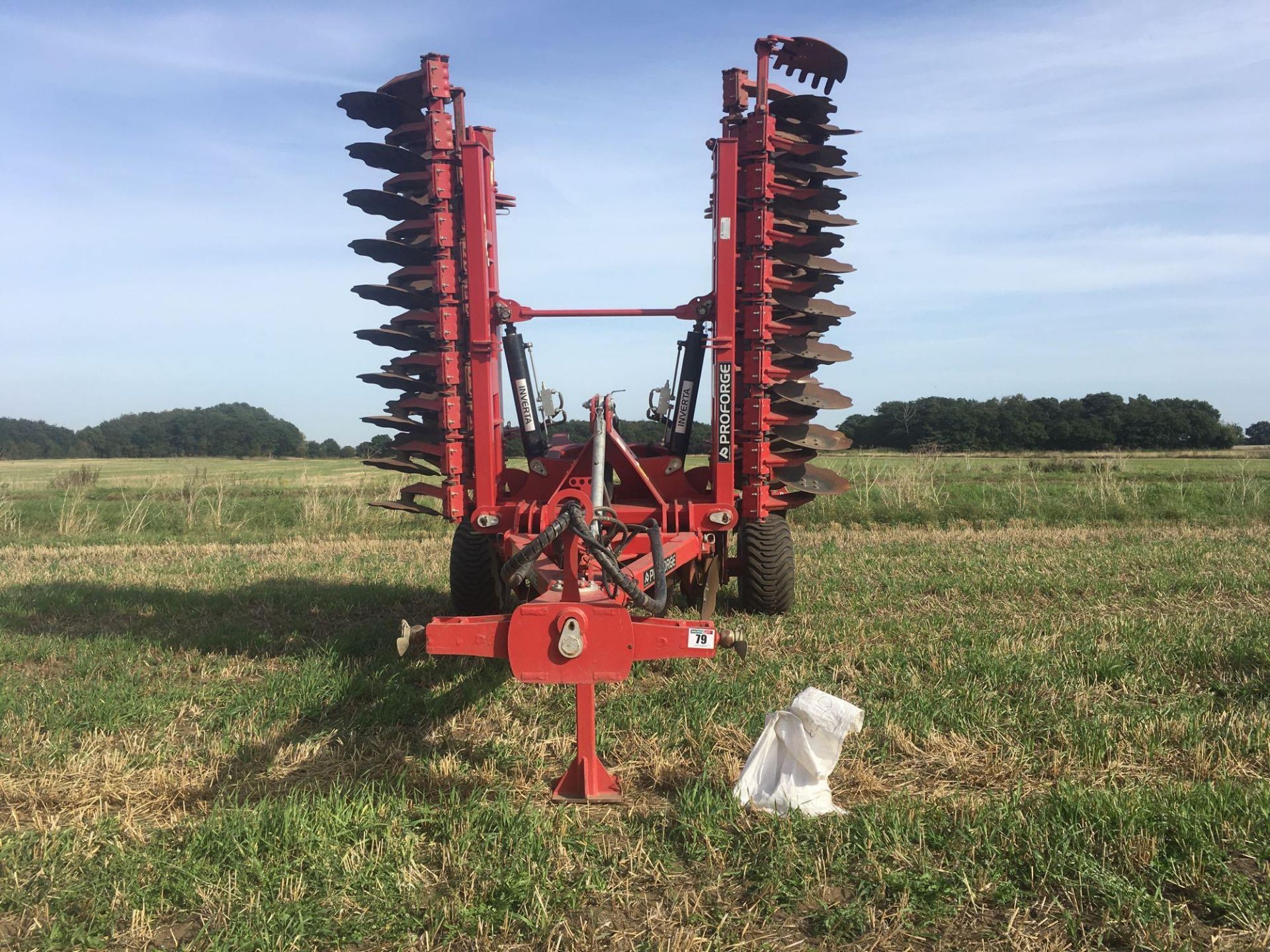 2018 Proforge Inverta 6m hydraulic folding cultivator with discs and rear packer roller. - Image 11 of 12