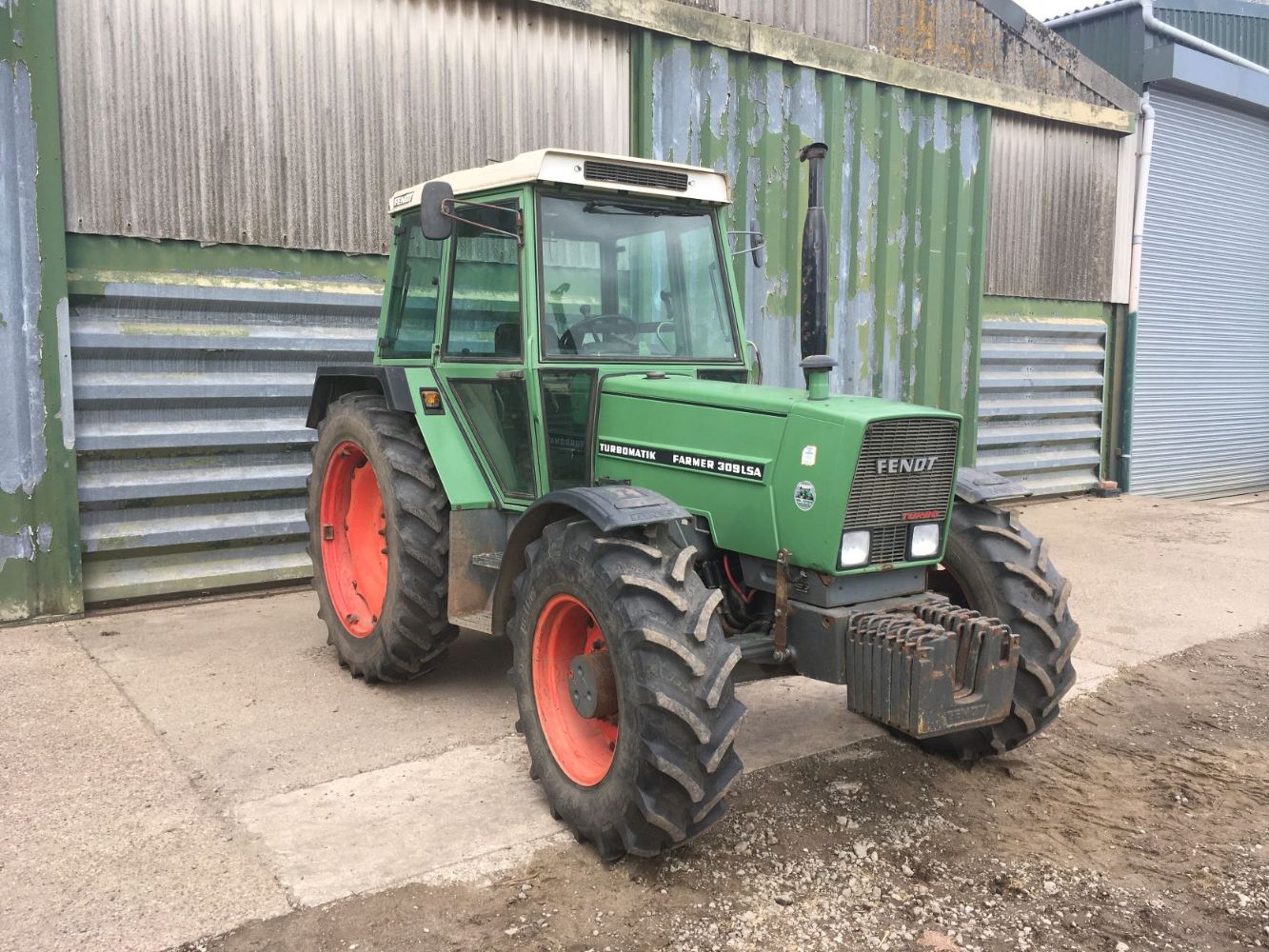 Dispersal Sale by Auction of Modern Farm Machinery and Equipment