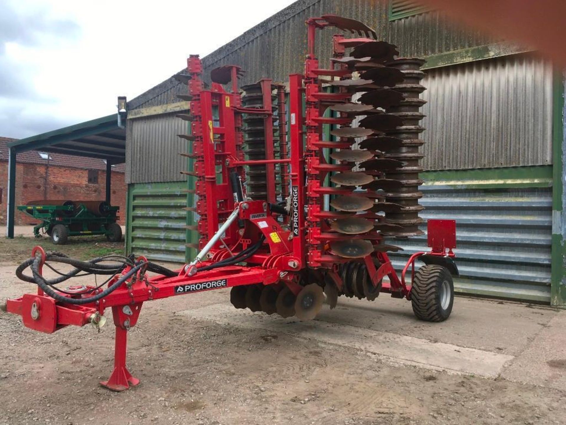 2018 Proforge Inverta 6m hydraulic folding cultivator with discs and rear packer roller. - Image 9 of 12