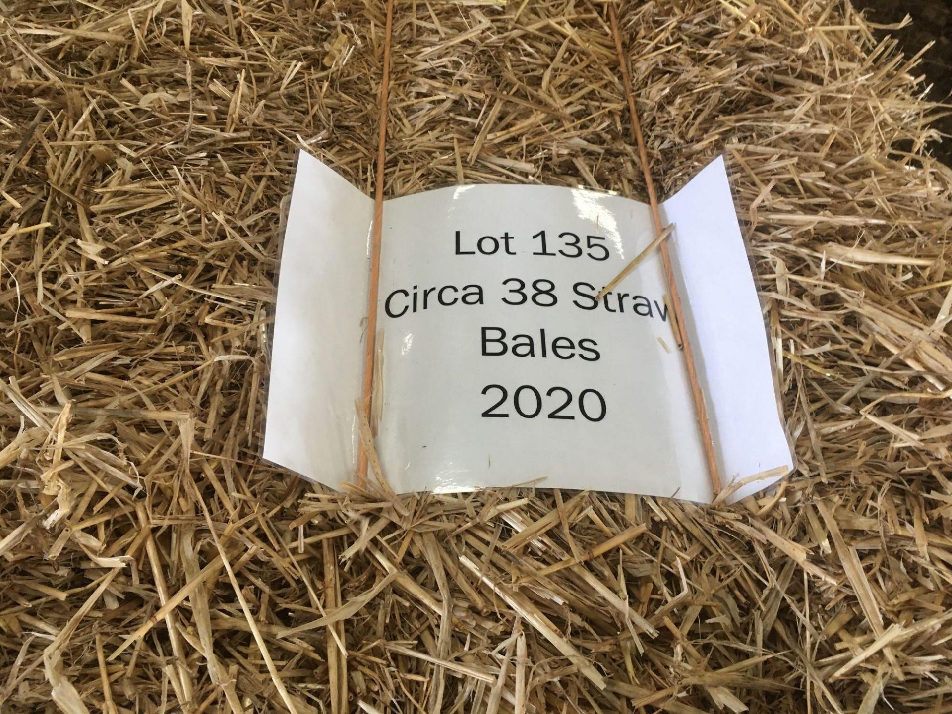 Qty of 2020 straw bales (circa 38 bales) - Image 2 of 4