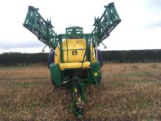 2008 John Deere 732 trailed sprayer with 3200 litre tank, 24m booms, 5 nozzle bodies, 400 litre clea