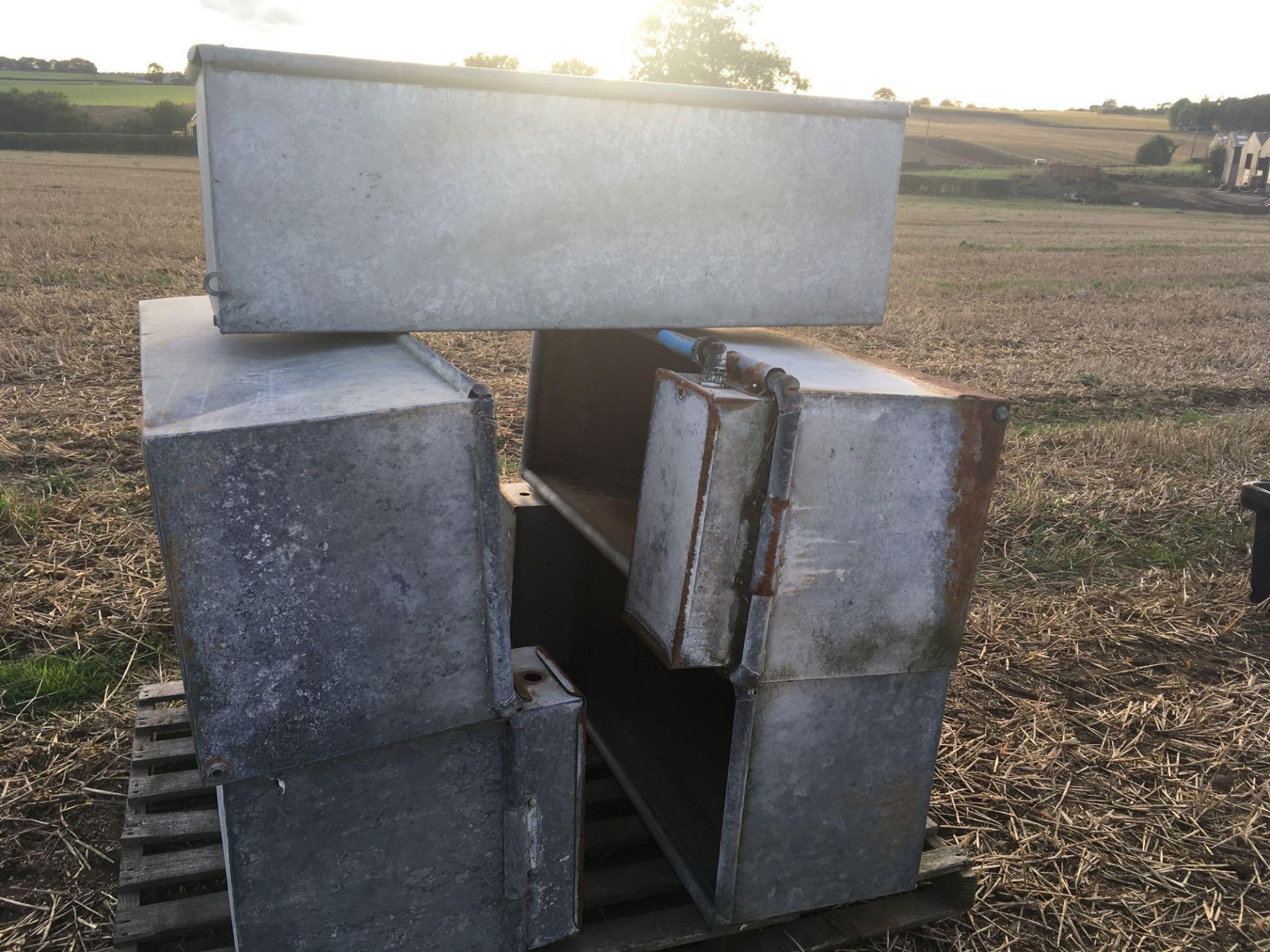 5 x galvanised water troughs - Image 2 of 2