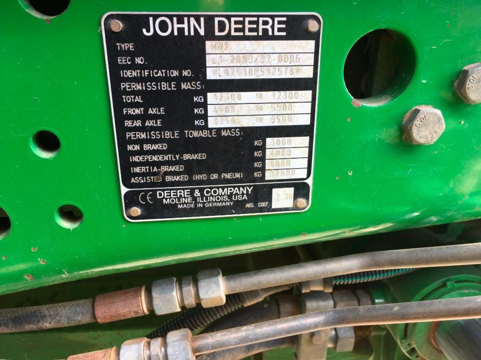 2008 John Deere 7530 tractor with auto quad gear box, 4 spool valves, pick up hitch, air seat, front - Image 12 of 14