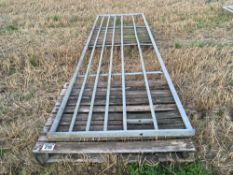 1x 13ft (3.9m) galvanised gate