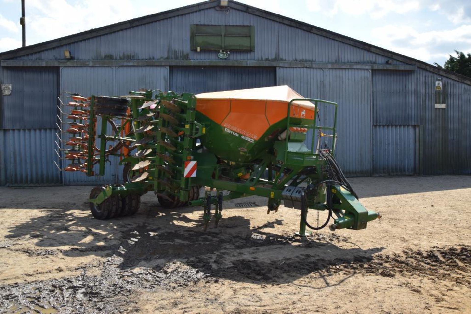 2011 Amazone Cirrus 4002 4m hydraulic folding drill with wheel track eradicators, discs, packer and - Image 9 of 21