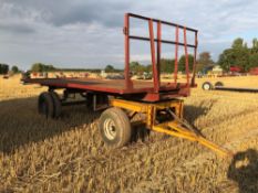 4 wheel 5.6m bale trailer with metal floor