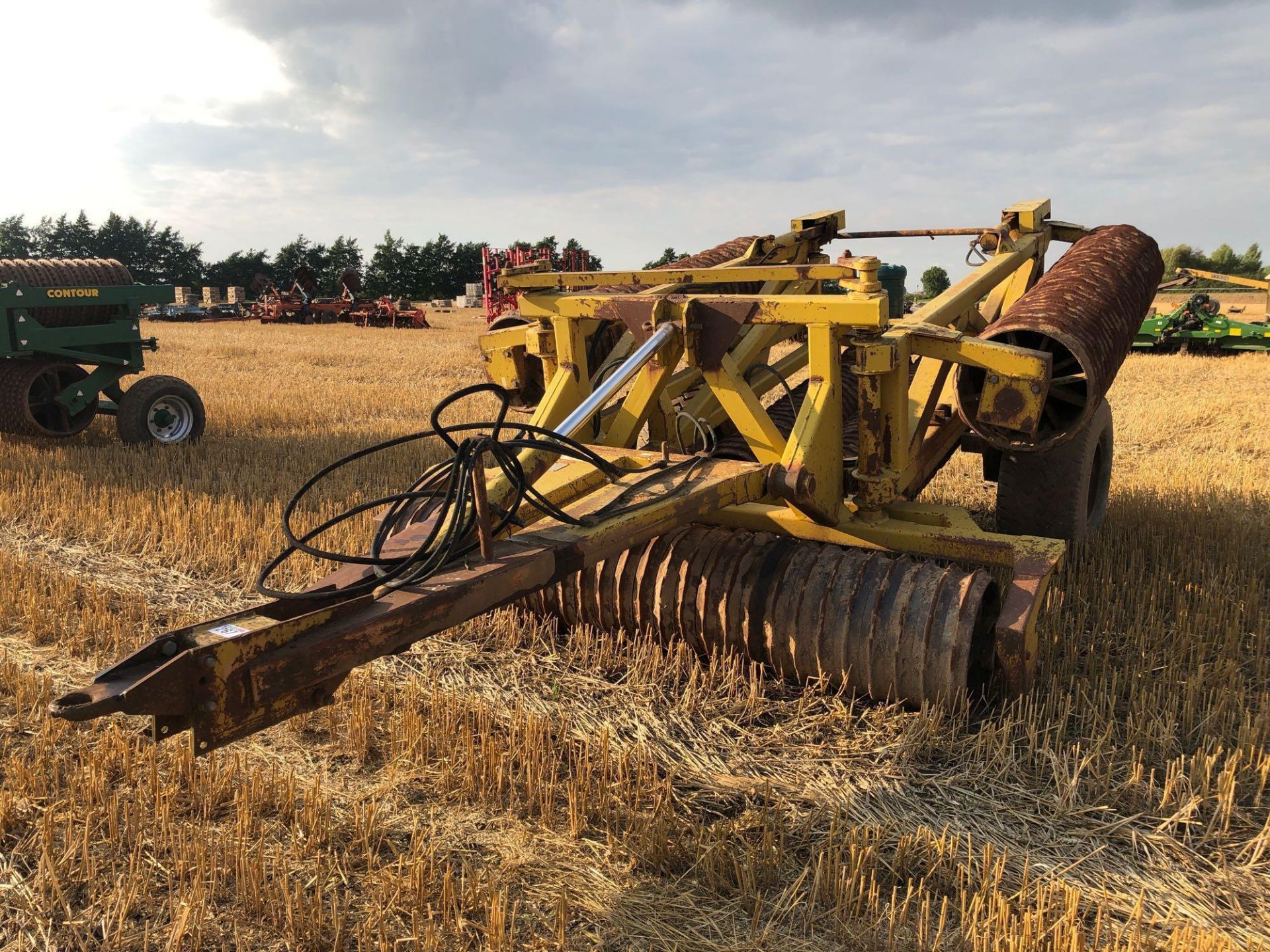 Twose 12.6m horizontal folding cambridge rolls with breaker rings. Serial No: 70422096847 - Image 2 of 7