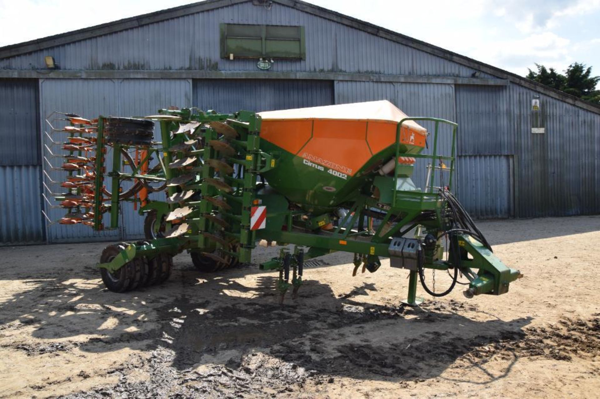 2011 Amazone Cirrus 4002 4m hydraulic folding drill with wheel track eradicators, discs, packer and - Image 7 of 21