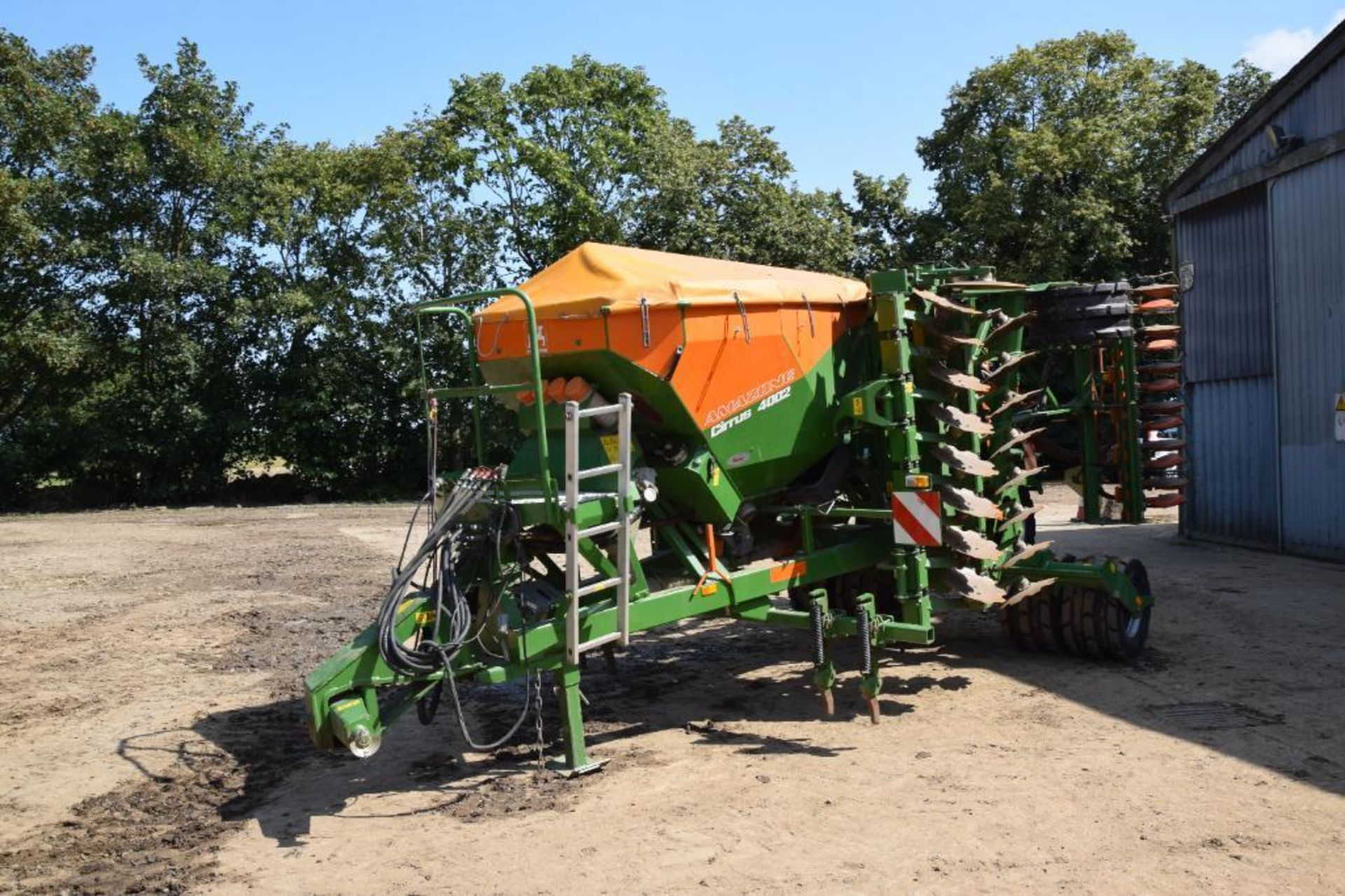 2011 Amazone Cirrus 4002 4m hydraulic folding drill with wheel track eradicators, discs, packer and - Image 18 of 21