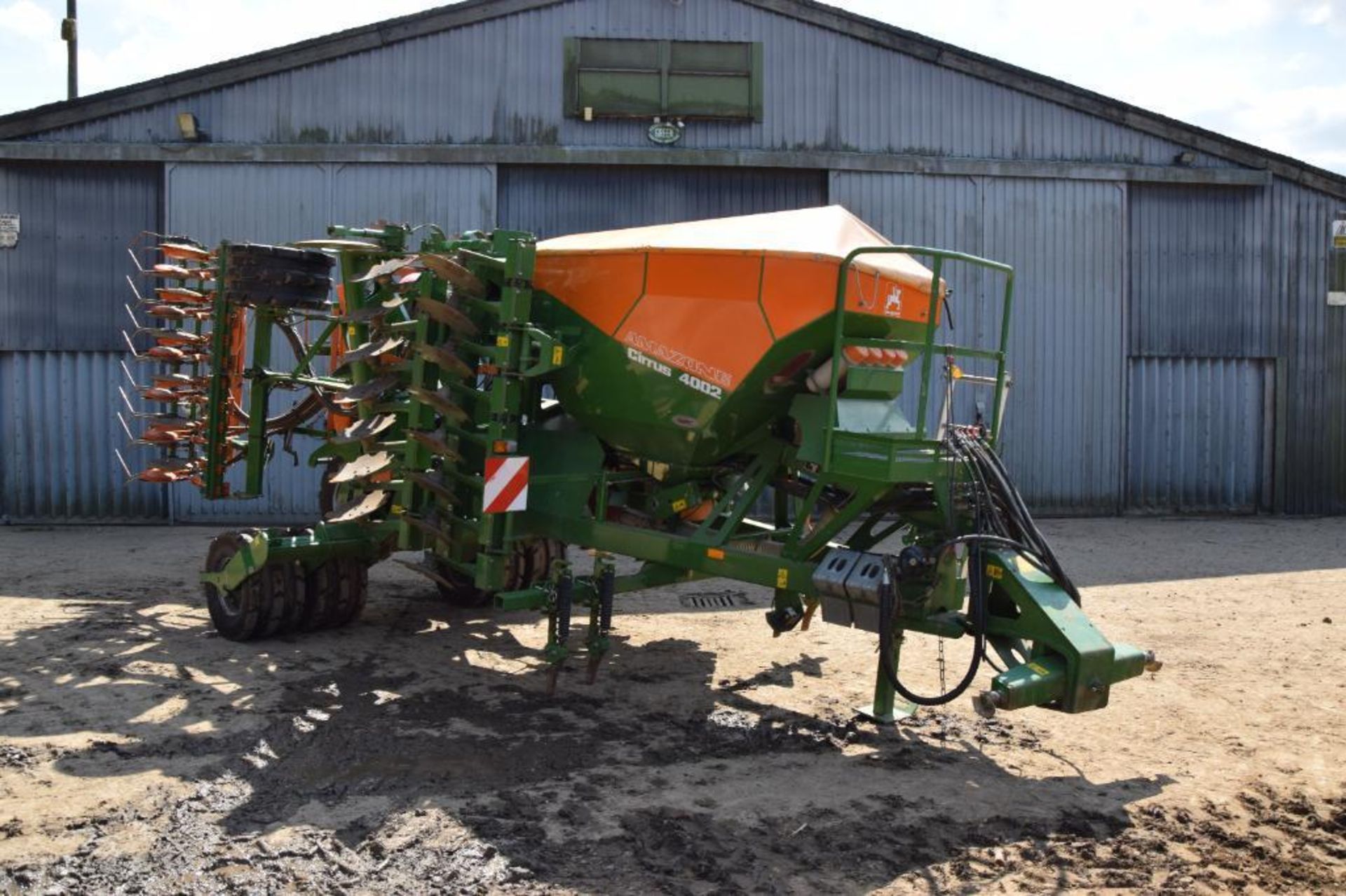 2011 Amazone Cirrus 4002 4m hydraulic folding drill with wheel track eradicators, discs, packer and - Image 4 of 21