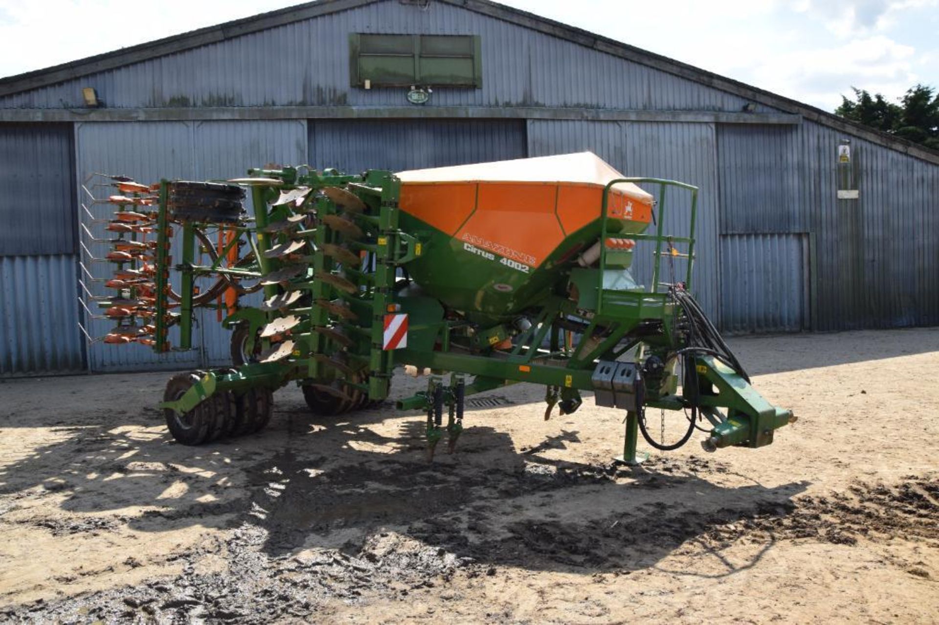 2011 Amazone Cirrus 4002 4m hydraulic folding drill with wheel track eradicators, discs, packer and - Image 8 of 21