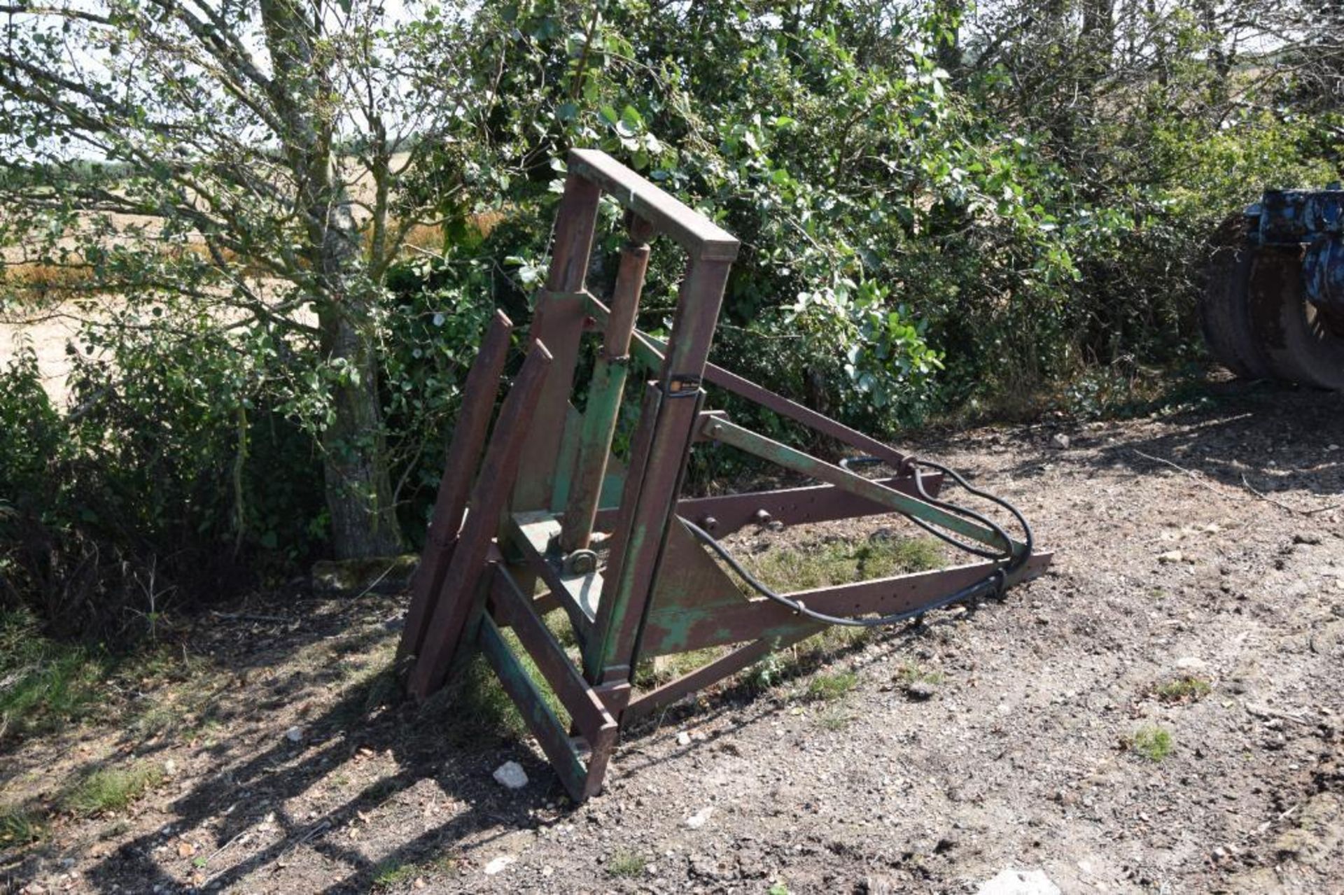 Front mounted fork lift - Image 3 of 3