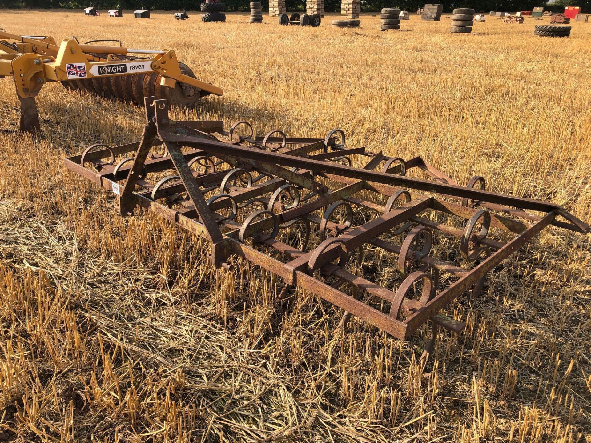 Springtine cultivator 8ft, linkage mounted - Image 2 of 4