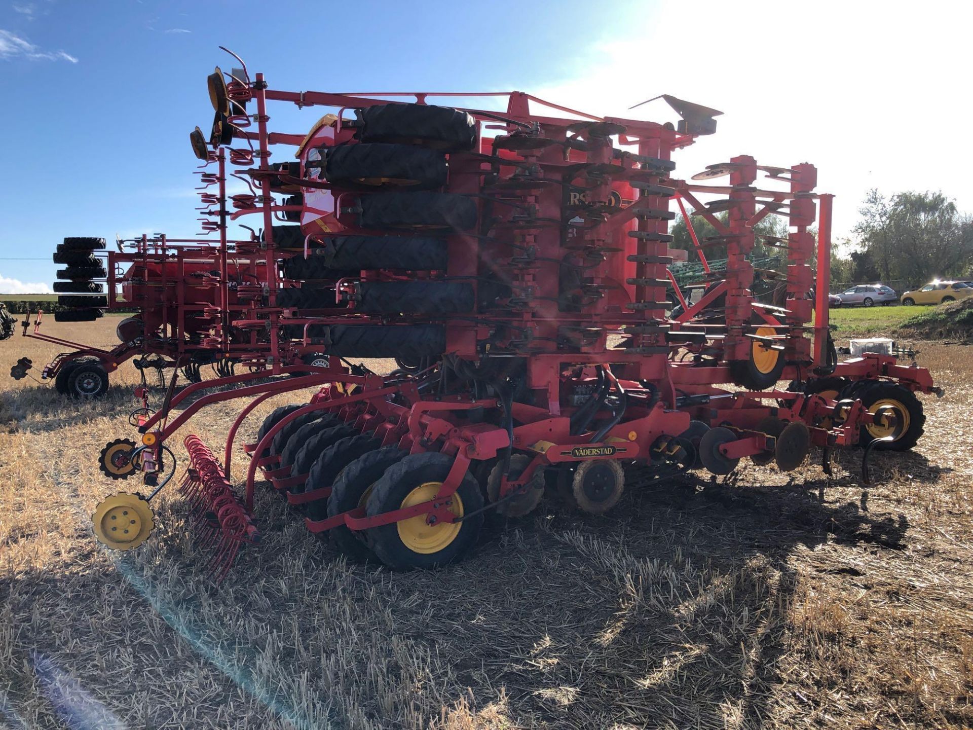 2011 Vaderstad Rapid RDA600S disc drill with wheel track eradicator tines, rear tyre packer and tram - Image 17 of 18