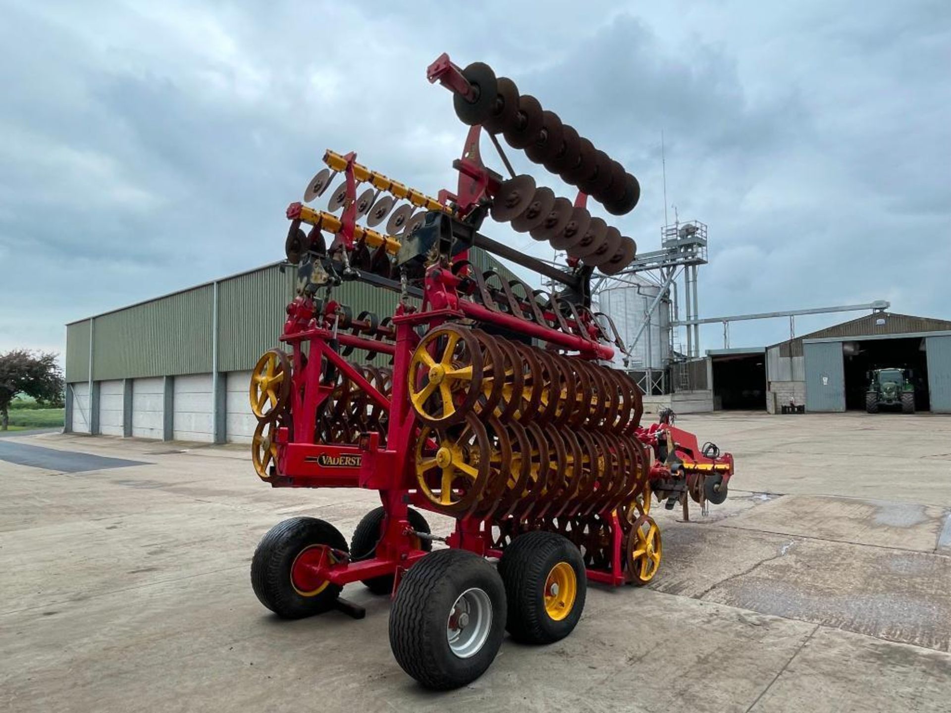Vaderstad Rexius Twin 630 with front discs, ring packers and levelling boards. NB: Manual in office - Image 10 of 11