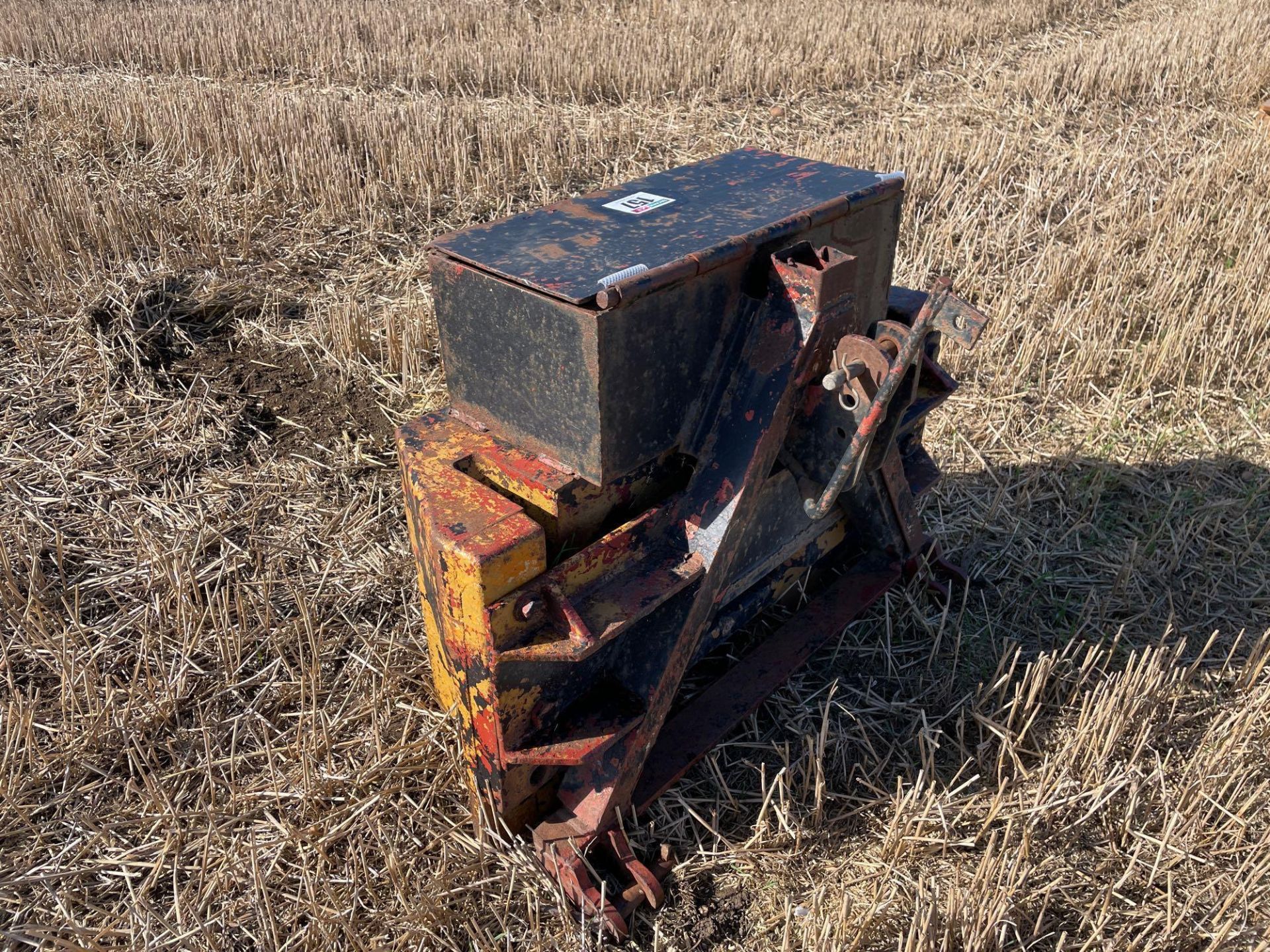 Linkage mounted 1040kg weight block - Image 3 of 3