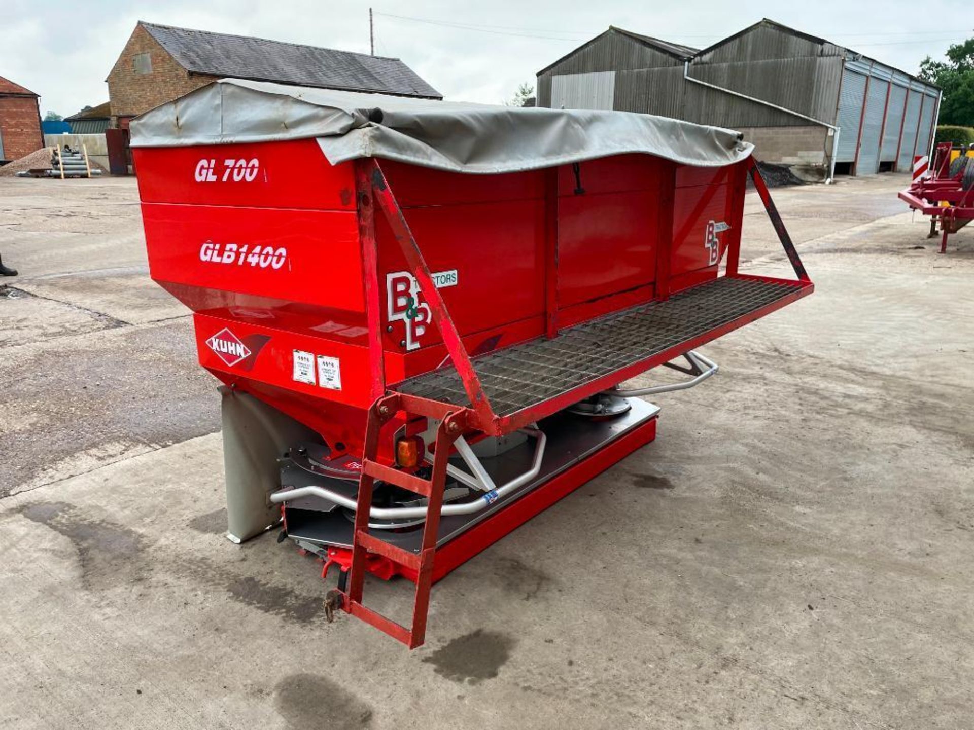 2008 Kuhn Axera HEMC 36m fertiliser spreader hydraulic driven with Quantram P control box and border - Image 8 of 11