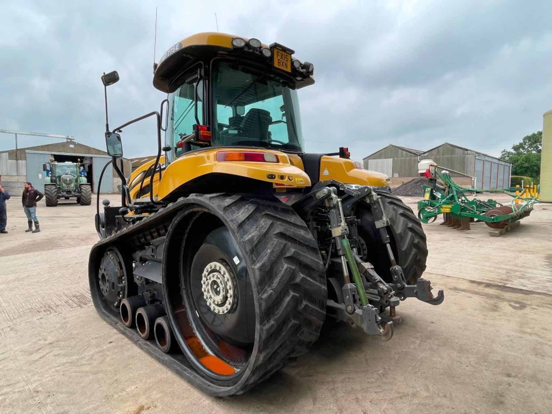 2014 CAT Challenger MT775E rubber tracked crawler with 4 electric spools, fitted with 30" tracks, id - Image 7 of 23