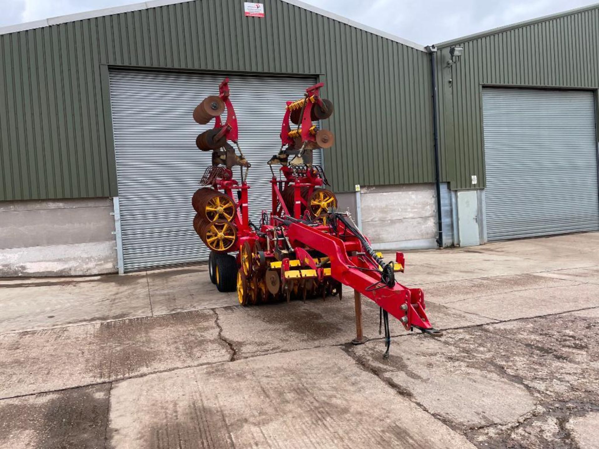 Vaderstad Rexius Twin 630 with front discs, ring packers and levelling boards. NB: Manual in office - Image 3 of 11