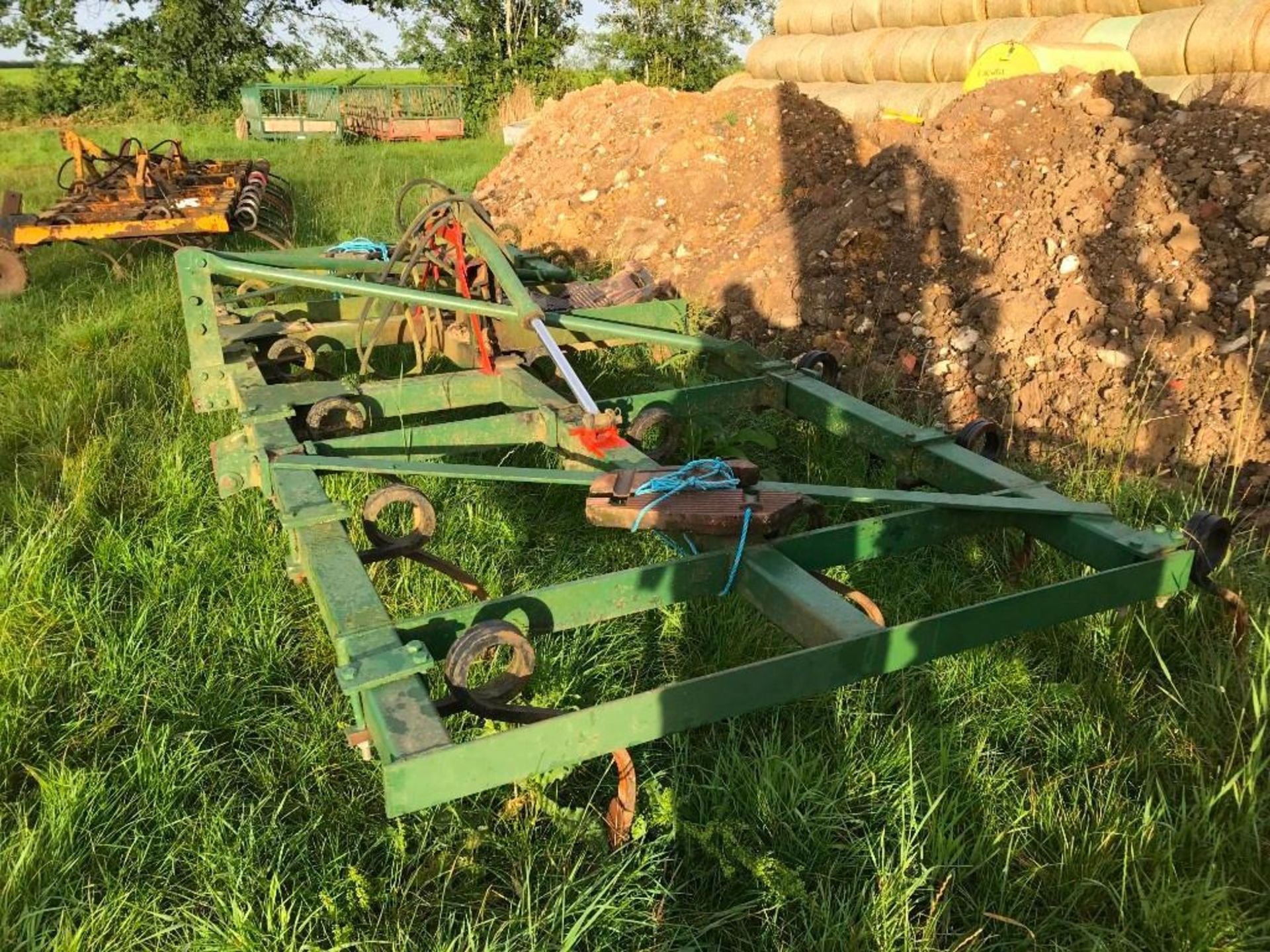 Heavy Duty Spring Tine Cultivator - Image 3 of 3