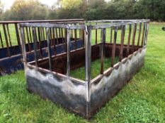 Galvanised 10ft square bale feeder