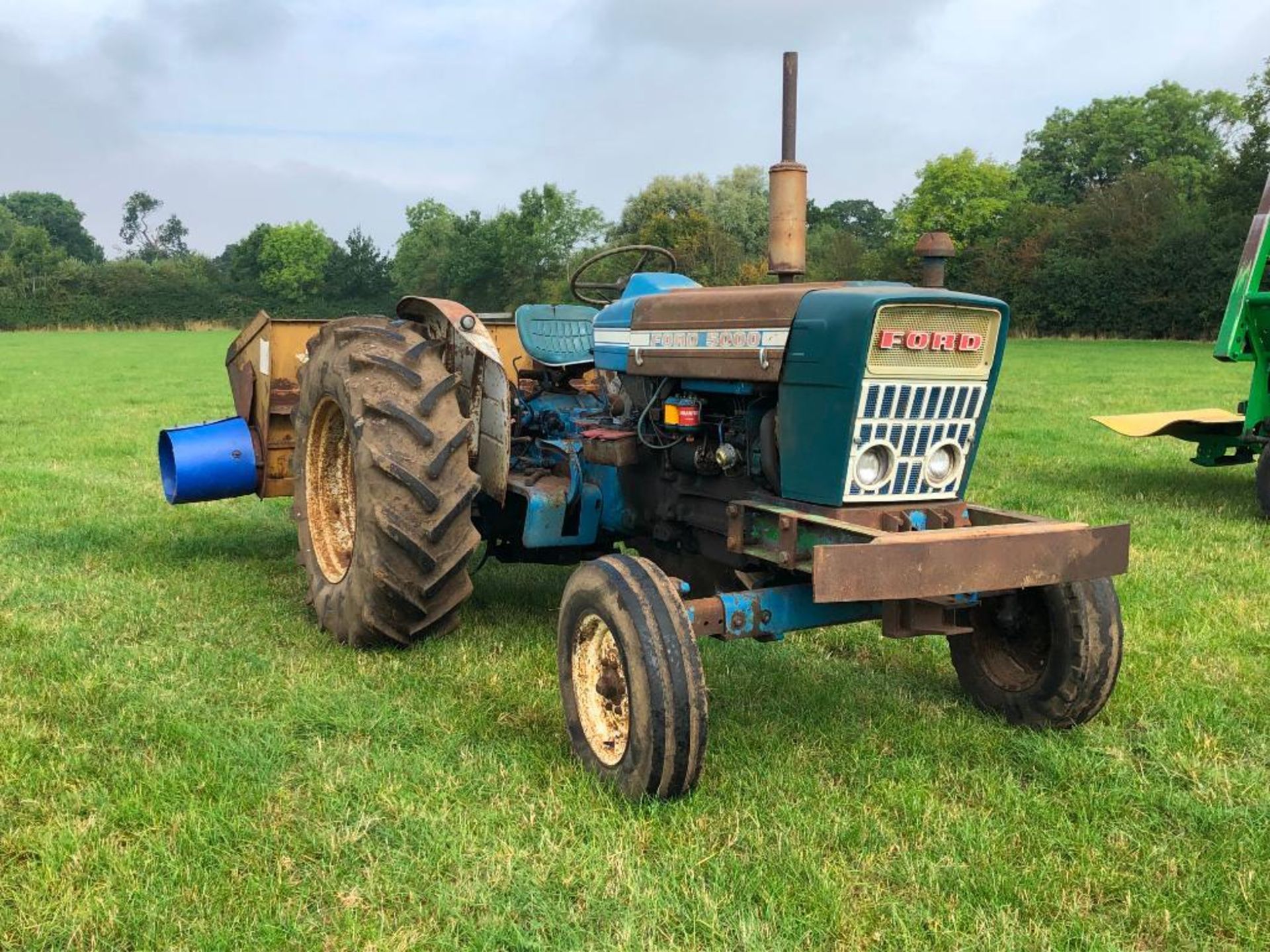 Ford 5000 2wd diesel tractor on 16.9R30 wheels and tyres. No V5. Reg No: GMA 383G. Hours: 4,026 - Image 6 of 15