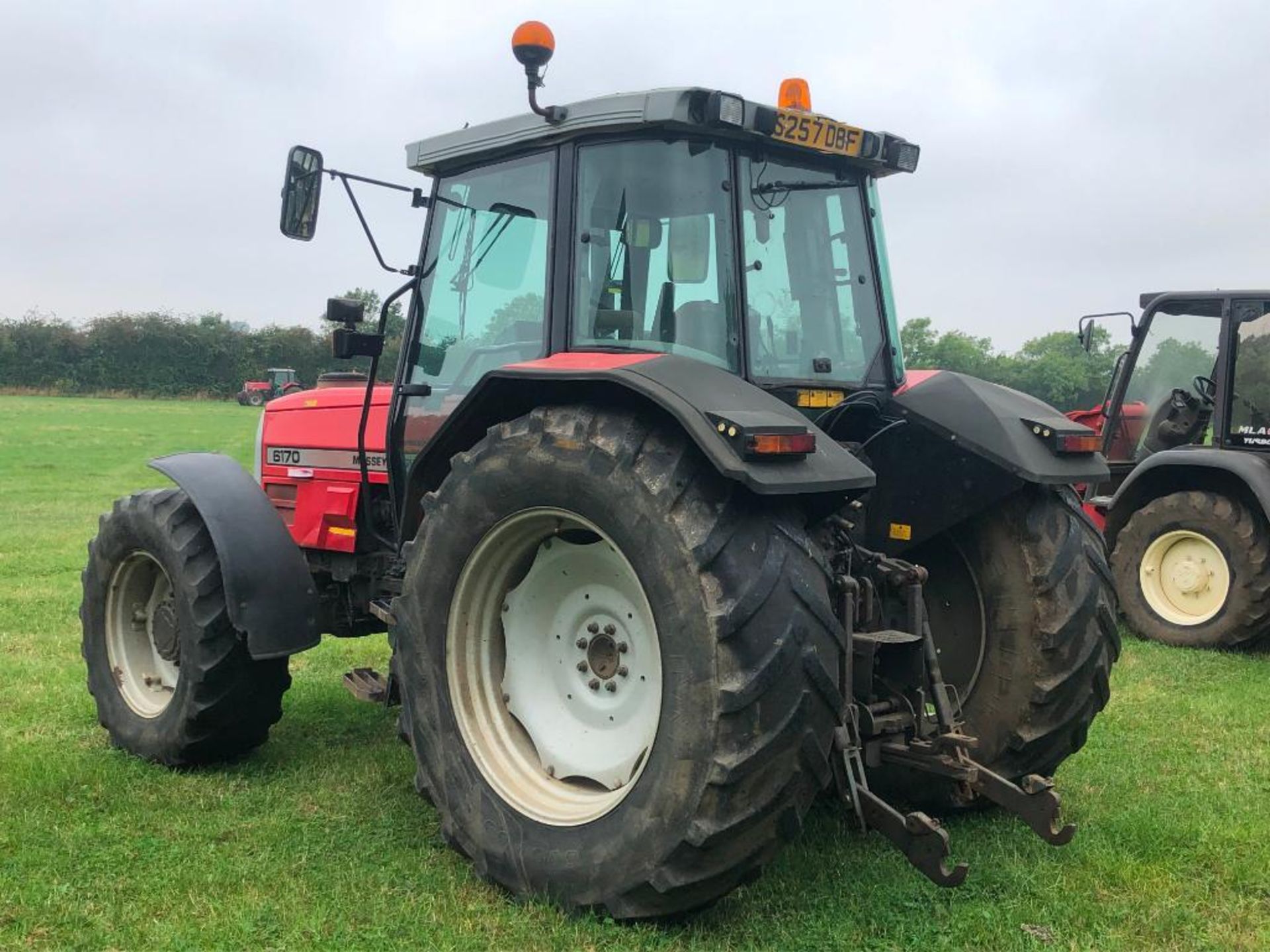 1998 Massey Ferguson 6170 Dynashift 4wd tractor with 3 manual spools on 480/65R28 front and 600/65R3 - Image 10 of 25