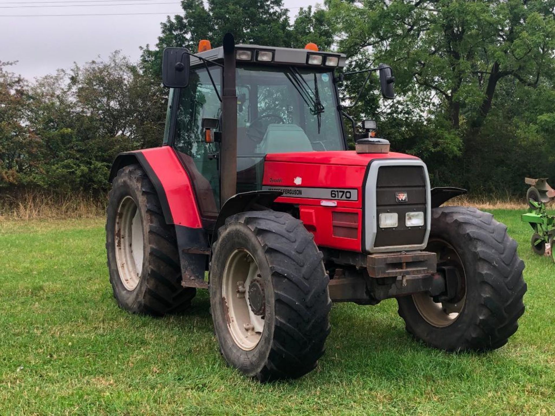 1998 Massey Ferguson 6170 Dynashift 4wd tractor with 3 manual spools on 480/65R28 front and 600/65R3 - Image 6 of 25