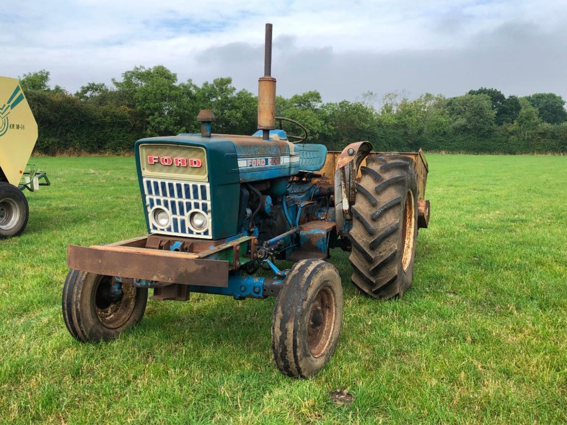 Ford 5000 2wd diesel tractor on 16.9R30 wheels and tyres. No V5. Reg No: GMA 383G. Hours: 4,026 - Image 4 of 15