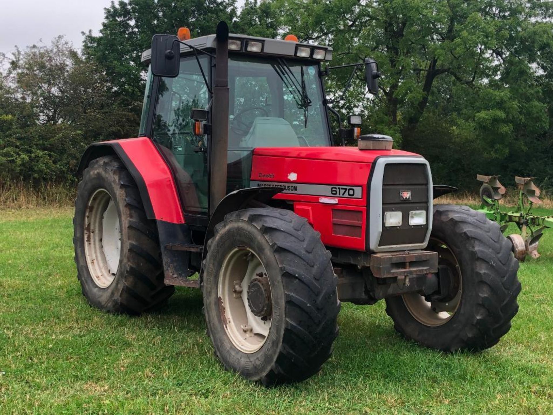 1998 Massey Ferguson 6170 Dynashift 4wd tractor with 3 manual spools on 480/65R28 front and 600/65R3 - Image 5 of 25