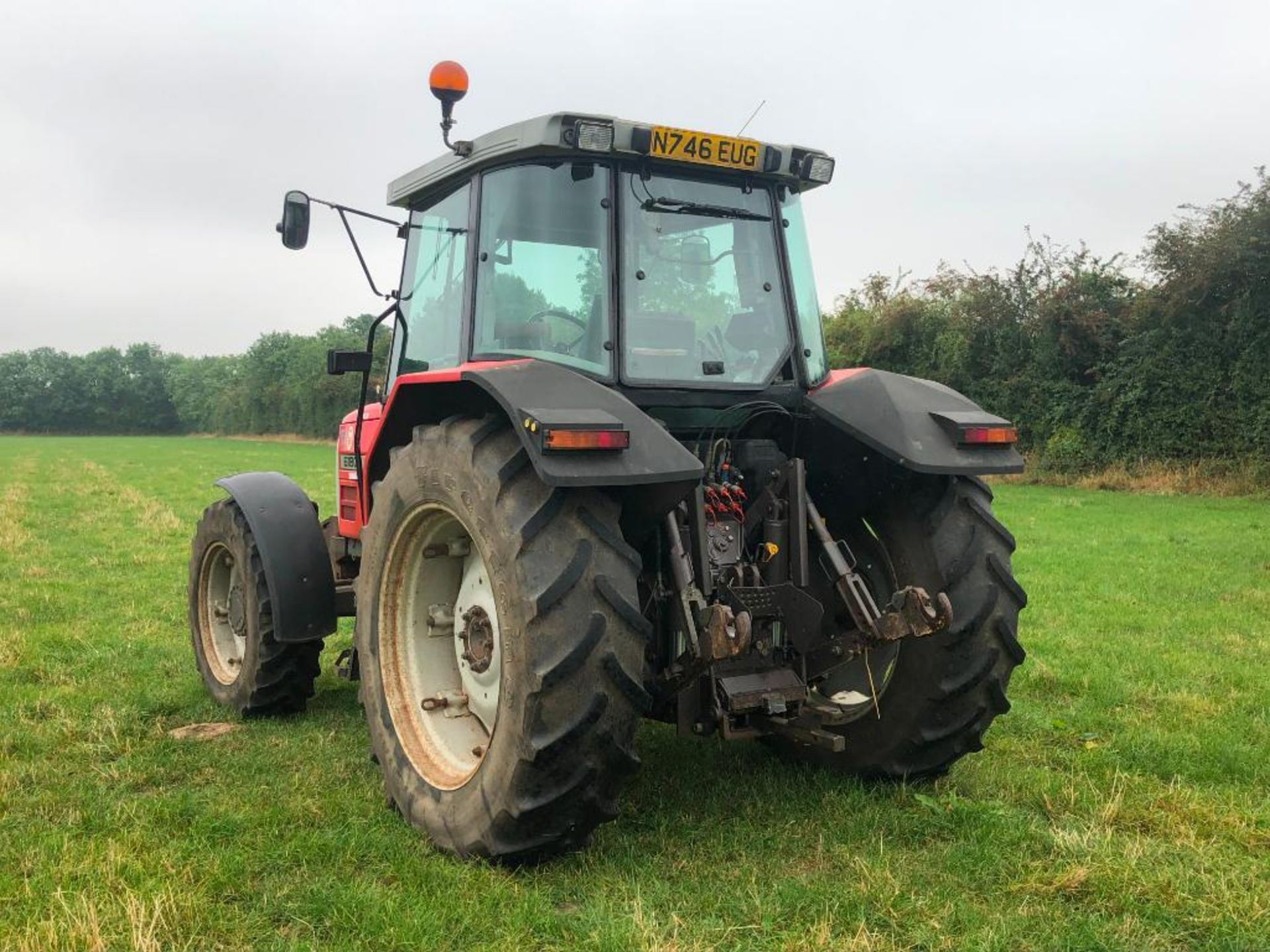 1996 Massey Ferguson 6180 Dynashift 4wd tractor with 3 manual spools and front wafer weights on 13.6 - Image 10 of 20