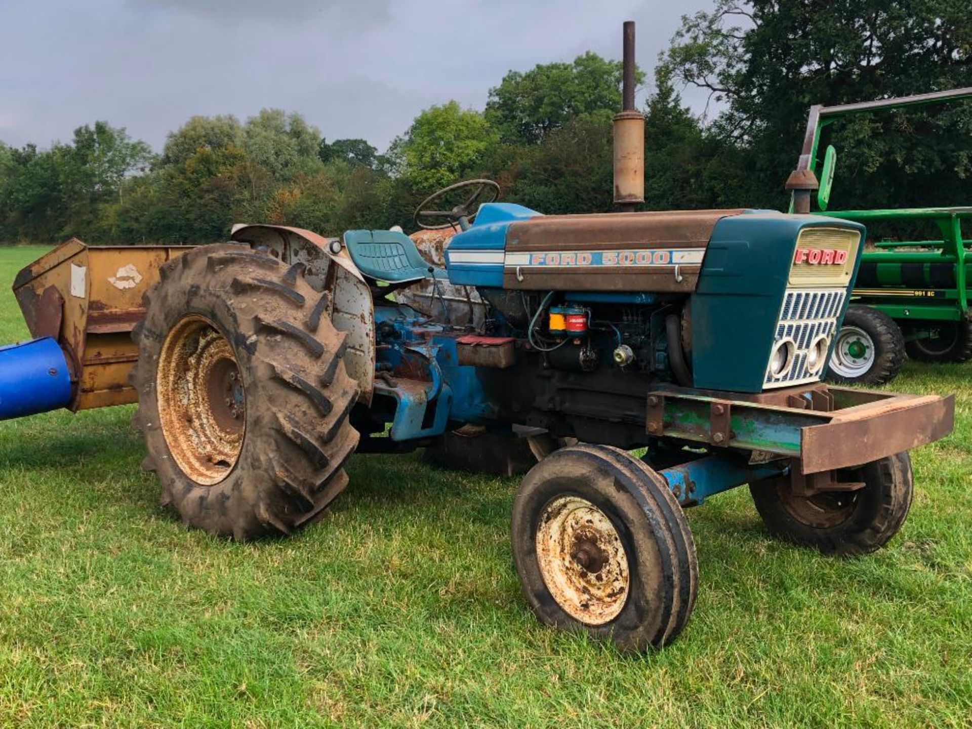 Ford 5000 2wd diesel tractor on 16.9R30 wheels and tyres. No V5. Reg No: GMA 383G. Hours: 4,026 - Image 7 of 15