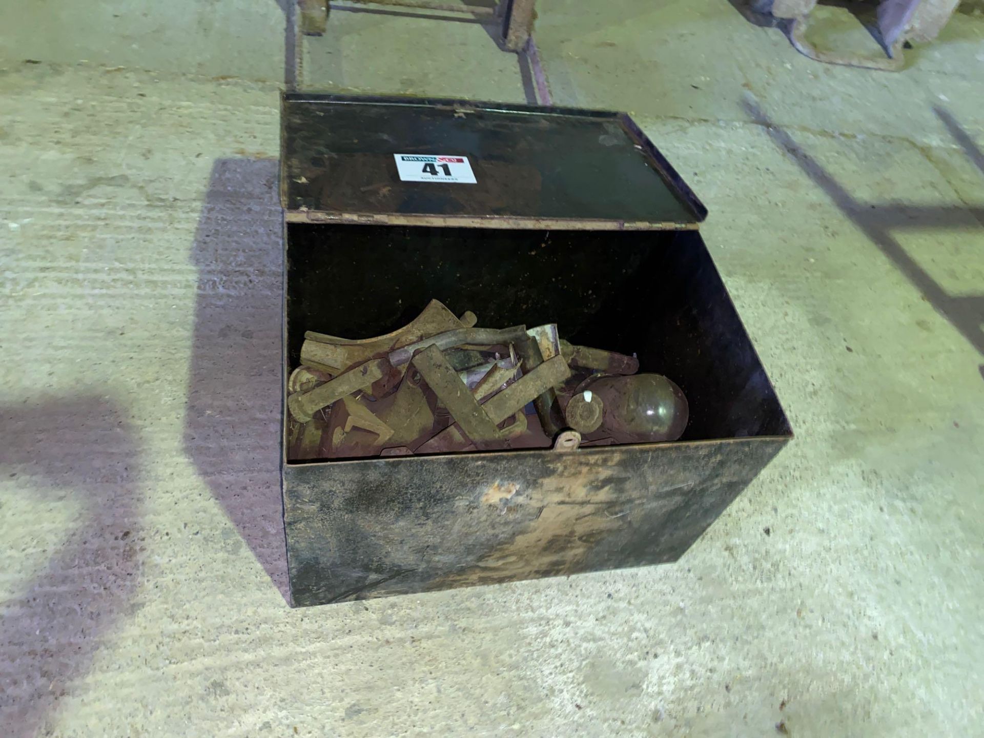 Toolbox with spare parts - Image 2 of 2