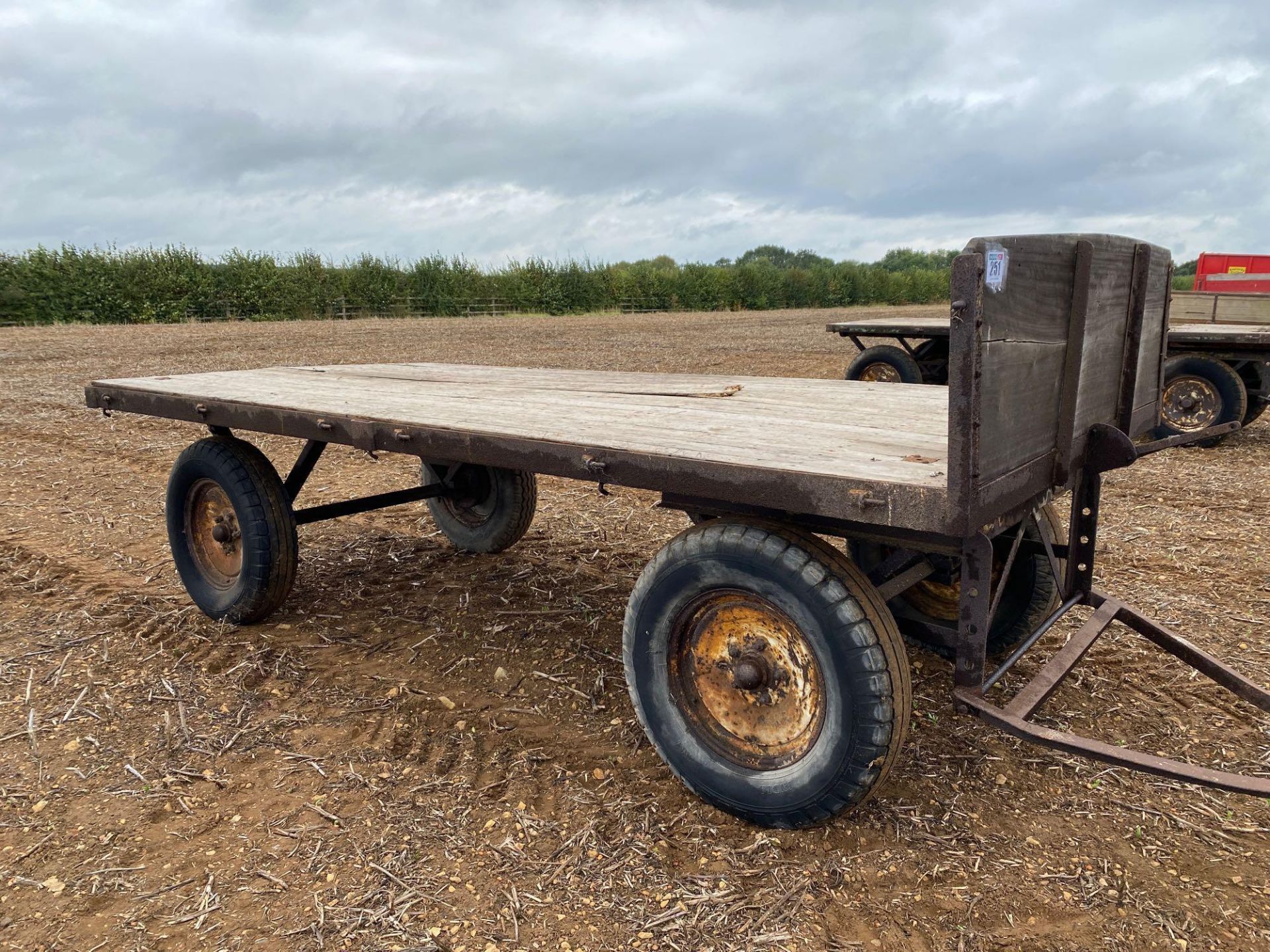 Flat bed wooden trailer - Image 4 of 5