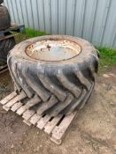 Standen T3 Harvester Tyre and Rim, 700/40-26.5